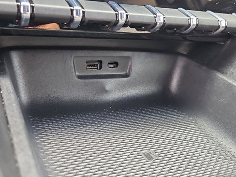 Used 2026 GMC Terrain Elevation w/ Elevation Premium Package image 28