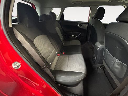 Used 2024 Kia Soul EX FWD image 11