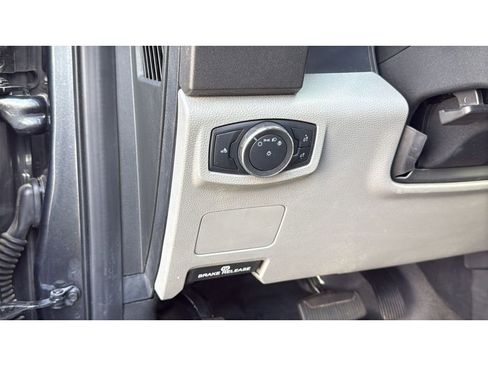 Used 2020 Ford F250 XL w/ STX Appearance Package AWD/4WD image 14