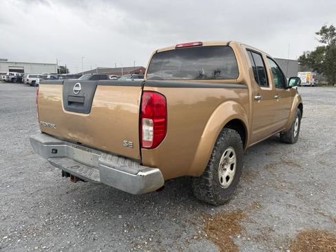Used 2005 Nissan Frontier SE w/ (P01) Power Pkg RWD image 5