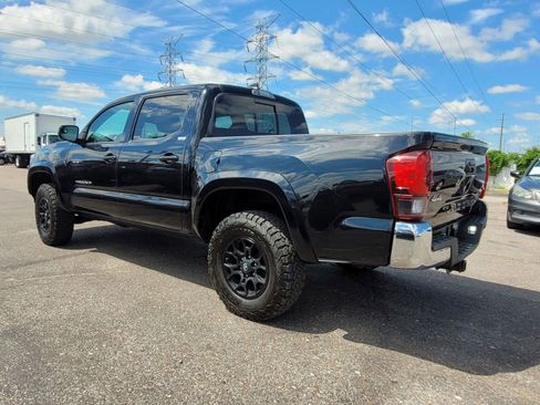 Used 2019 Toyota Tacoma 4x4 Double Cab image 9