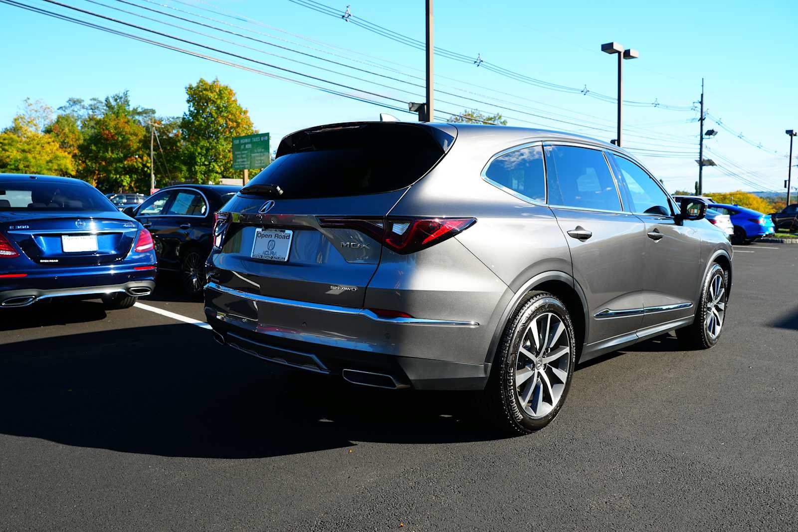 Certified 2026 Acura MDX w/ Technology Package AWD/4WD image 7