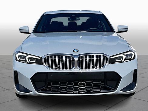 Used 2023 BMW 330i Sedan w/ M Sport Package image 4