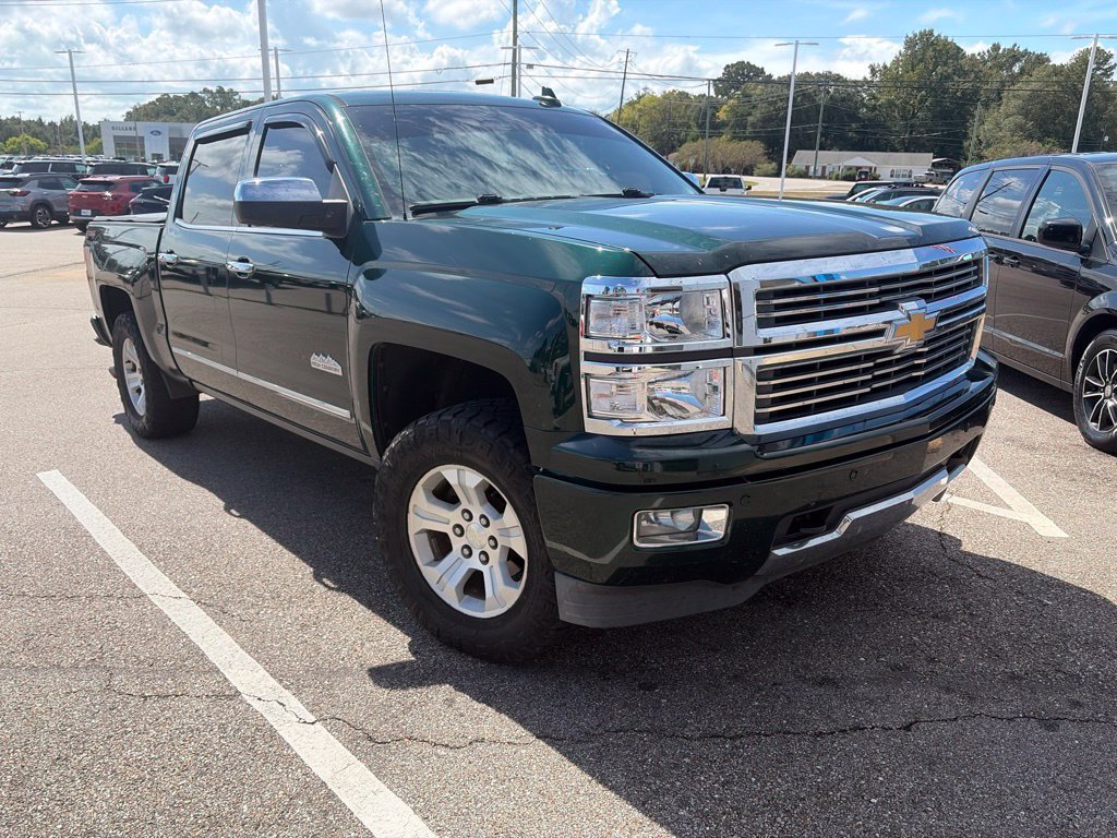 Used 2015 Chevrolet Silverado 1500 High Country w/ High Country Premium Package AWD/4WD image 2