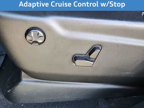 Used 2023 Dodge Durango GT image 19