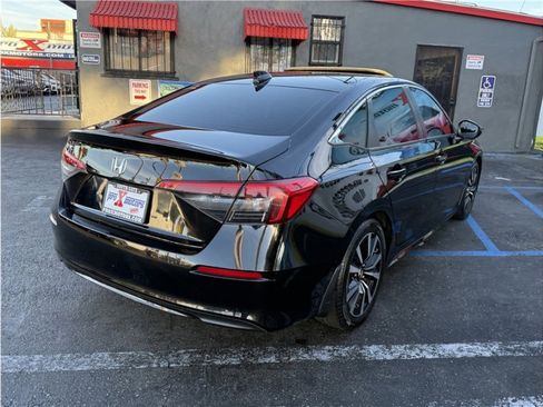 Used 2024 Honda Civic EX image 6