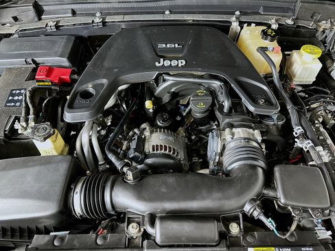 Used 2020 Jeep Gladiator Rubicon image 31