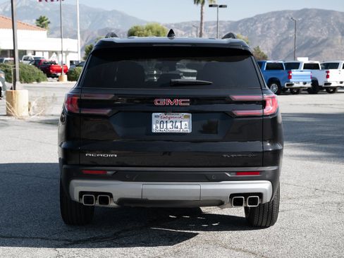 Used 2025 GMC Acadia Elevation image 5