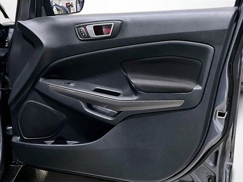 Used 2019 Ford EcoSport SE w/ SE Convenience Package image 27