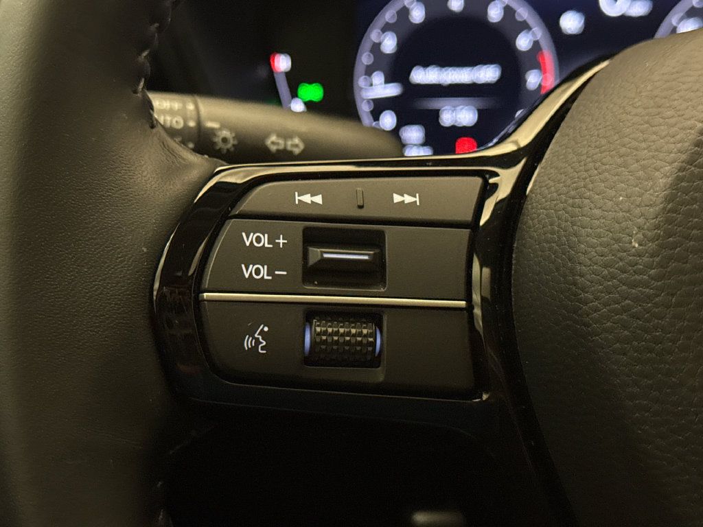 Certified 2026 Honda CR-V EX-L image 32