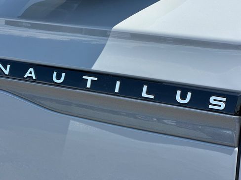 New 2026 Lincoln Nautilus Reserve w/ Jet Appearance Package AWD/4WD image 26