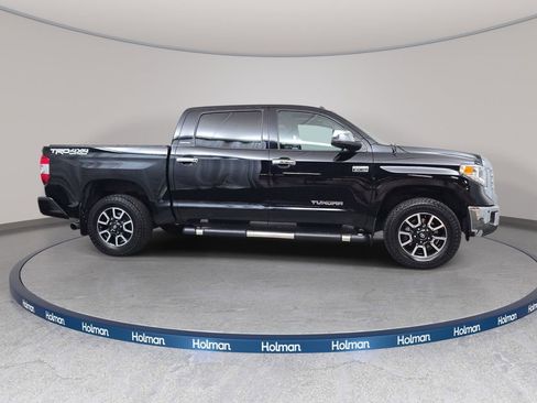 Used 2017 Toyota Tundra Limited AWD/4WD image 4