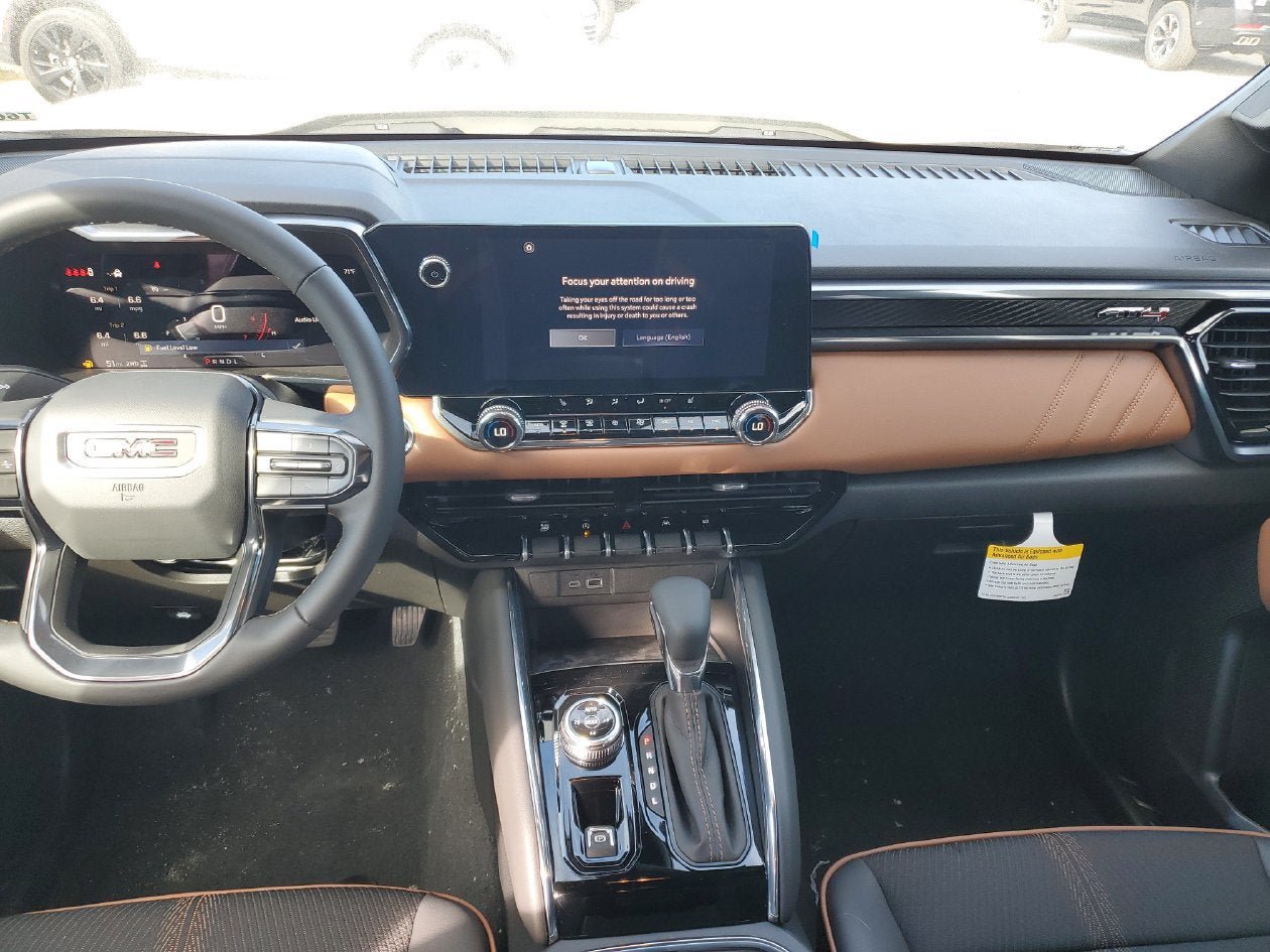 New 2026 GMC Canyon AT4 AWD/4WD image 14
