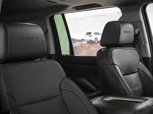 Used 2016 GMC Yukon XL Denali w/ Open Road Package image 25