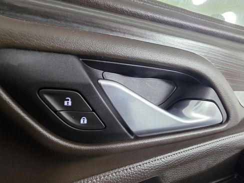 Used 2021 GMC Yukon Denali w/ Denali Ultimate Package image 40