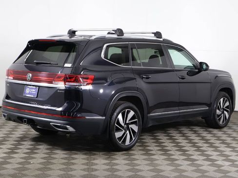 Used 2024 Volkswagen Atlas SEL AWD/4WD image 13