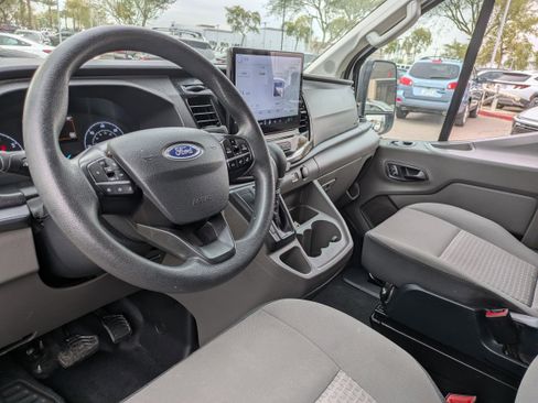 Used 2023 Ford Transit 350 XLT image 19