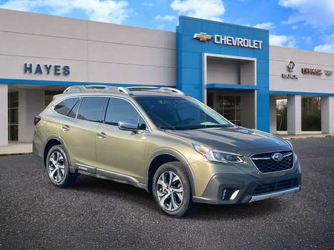 Used 2020 Subaru Outback Touring XT AWD/4WD image 1