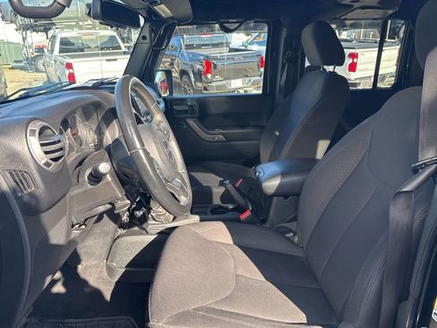 Used 2017 Jeep Wrangler Unlimited Sport w/ Quick Order Package 23S image 10