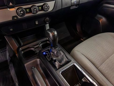 Used 2019 Toyota Tacoma SR w/ SR Convenience Package RWD image 30