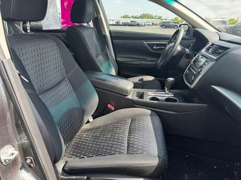 Used 2016 Nissan Altima 2.5 S w/ Power Driver Seat Package FWD image 14