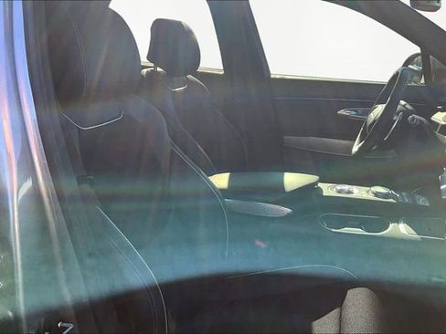 Used 2025 Genesis GV70 2.5T w/ Sport Prestige Package image 20