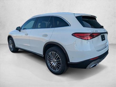 Used 2026 Mercedes-Benz GLC 300 image 7