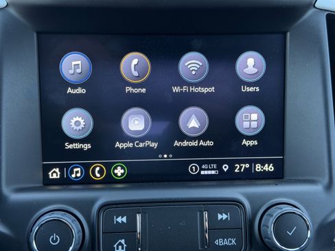 Used 2024 GMC Terrain SLT w/ Tech Package image 25