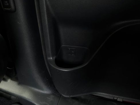 Used 2025 Toyota Sienna XSE AWD/4WD image 22