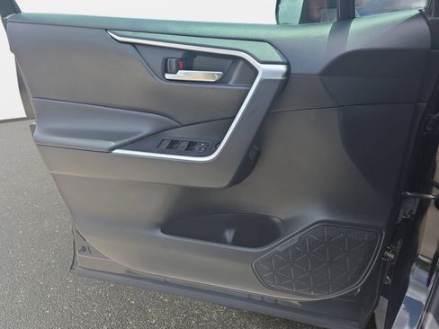 Used 2023 Toyota RAV4 XLE Premium FWD image 26