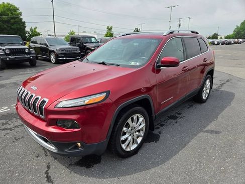 Used 2017 Jeep Cherokee Limited AWD/4WD image 33