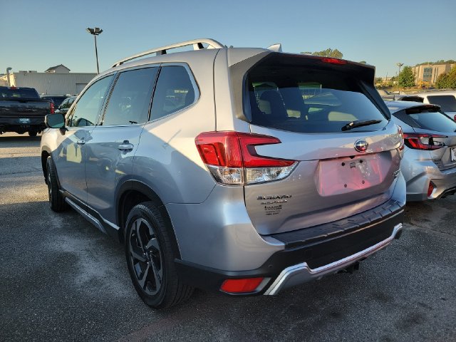 Used 2023 Subaru Forester Touring AWD/4WD image 8