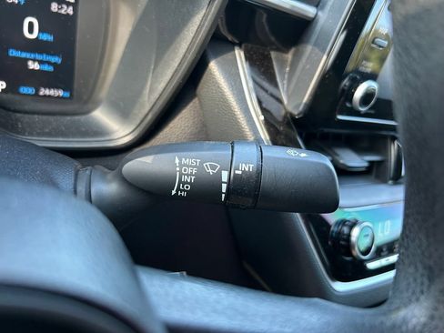 Used 2022 Toyota Corolla LE FWD image 21