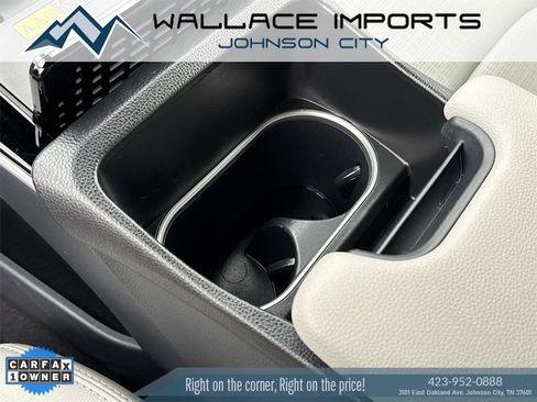 Used 2024 Toyota bZ4X Limited image 20