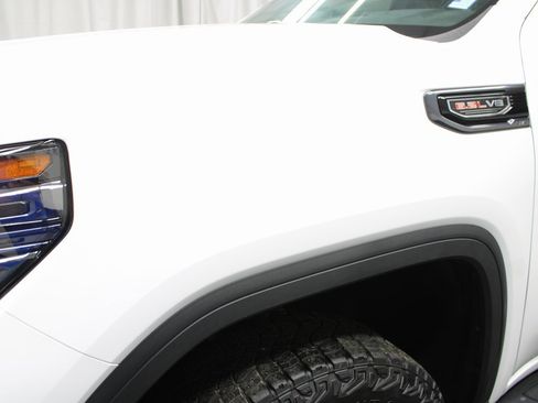 Used 2024 GMC Sierra 1500 AT4 w/ Technology Package image 52