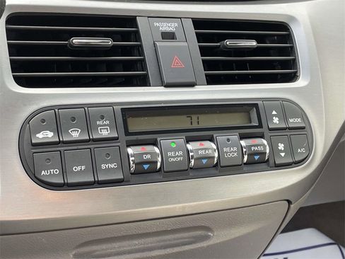 Used 2010 Honda Odyssey EX-L image 29