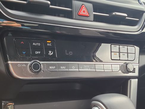 Used 2025 Kia Seltos S FWD image 24
