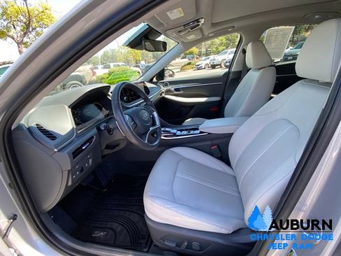 Used 2023 Hyundai Sonata Limited FWD image 30