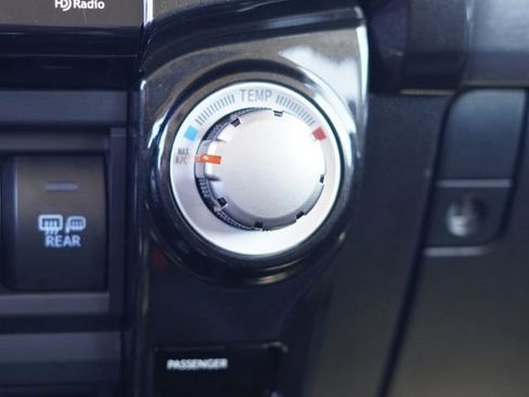 Certified 2024 Toyota 4Runner TRD Off-Road Premium image 38