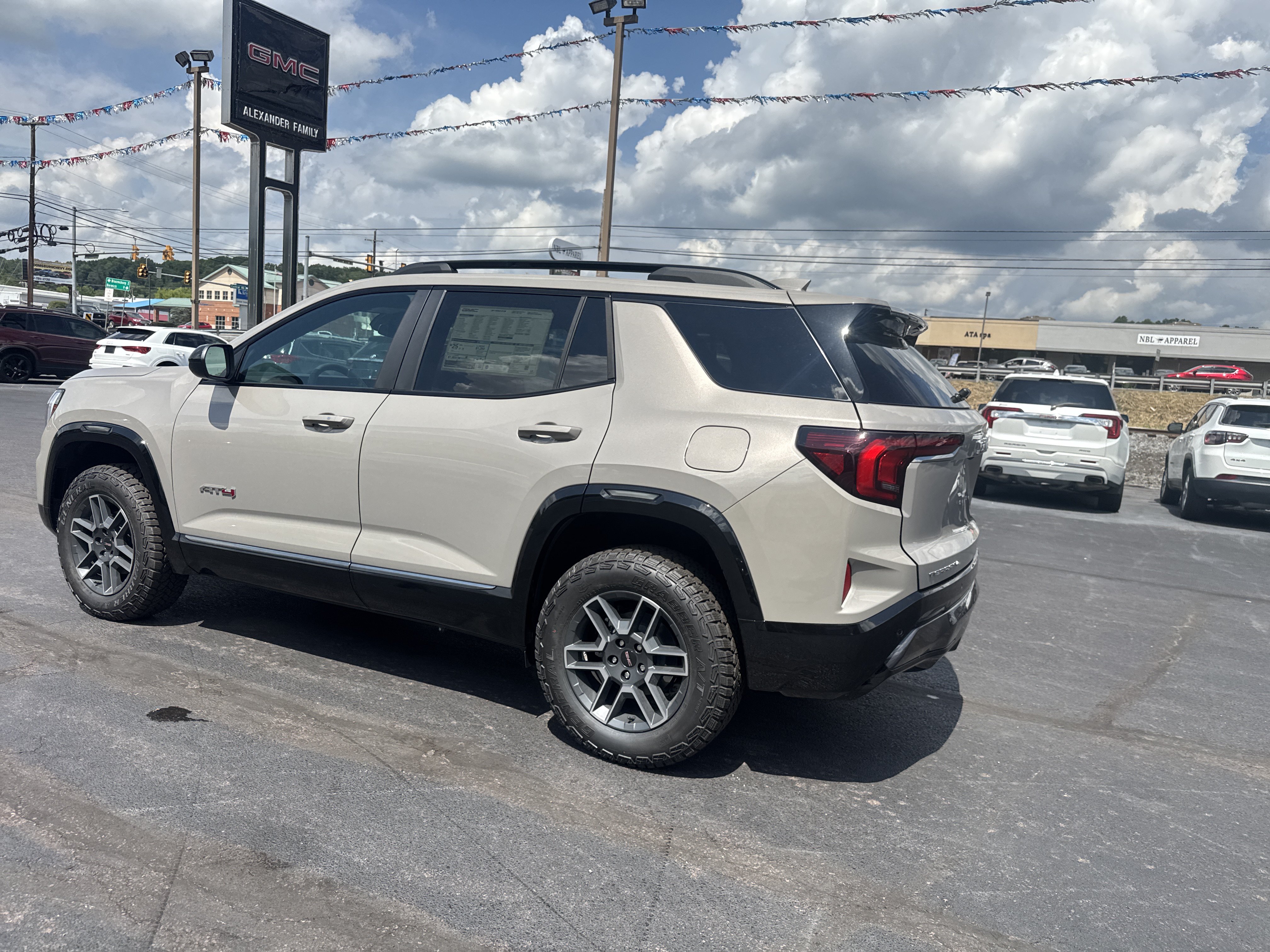 New 2027 GMC Terrain AT4 w/ Convenience Package III AWD/4WD image 6