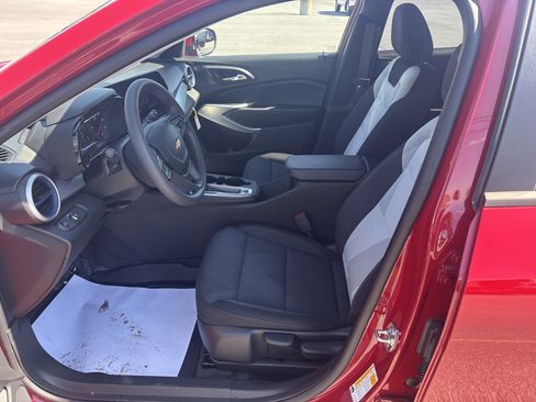 New 2026 Chevrolet Trax LS w/ LS Convenience Package image 12