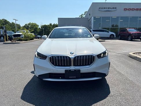 Used 2026 BMW 530i xDrive AWD/4WD image 12