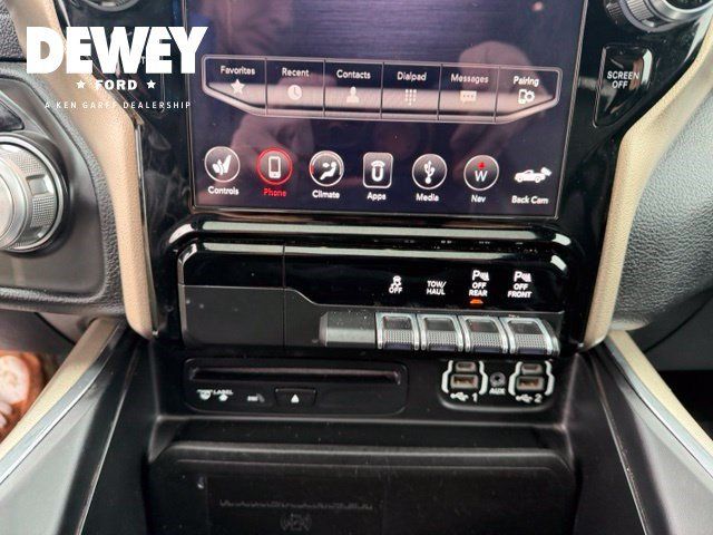 Used 2019 RAM 1500 Laramie AWD/4WD image 24