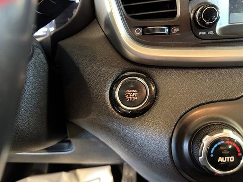 Used 2019 Kia Sorento EX image 29