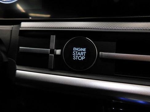 Used 2025 Hyundai Santa Fe SEL image 29