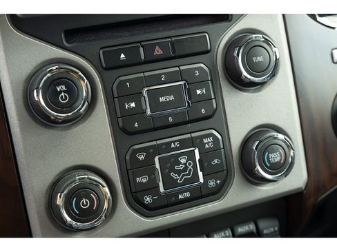 Used 2016 Ford F250 Lariat w/ Lariat Ultimate Package image 26