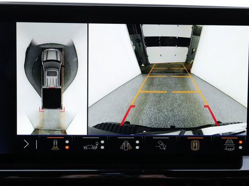 Used 2024 Chevrolet Silverado 1500 ZR2 w/ ZR2 Bison Edition image 16