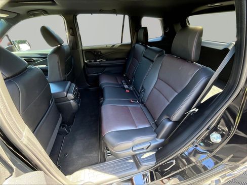Used 2024 Honda Passport Black Edition image 22