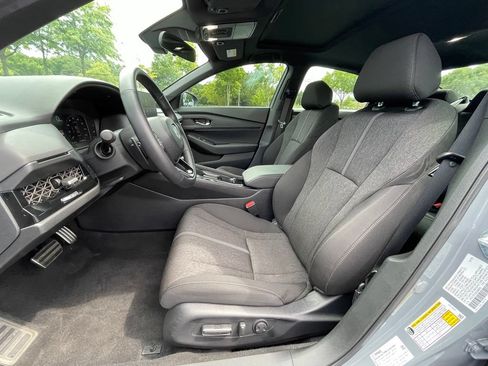 Used 2025 Honda Accord Sport image 26