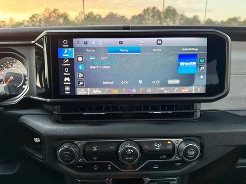 Used 2024 Jeep Wrangler Sport image 18